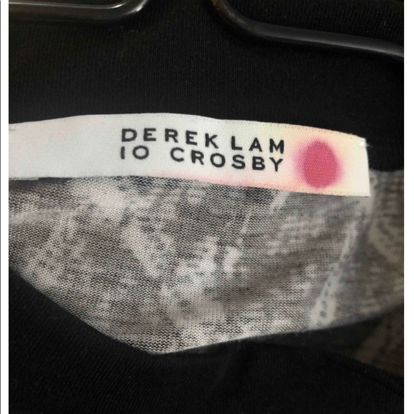 Derek Lam black & white front knot tunic top. - Picture 4 of 5